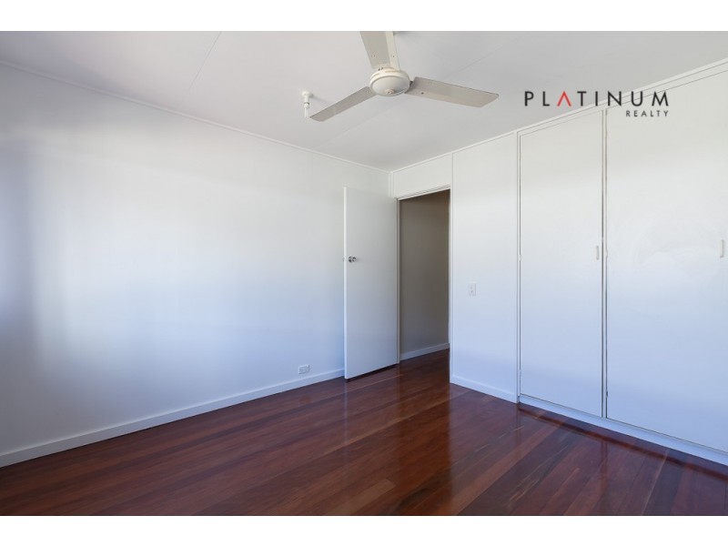 @6 Stanhill Drive, Chevron Island QLD 4217