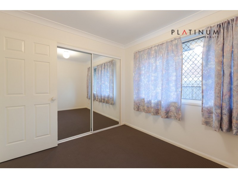 8 Cootharaba Drive, Helensvale QLD 4212