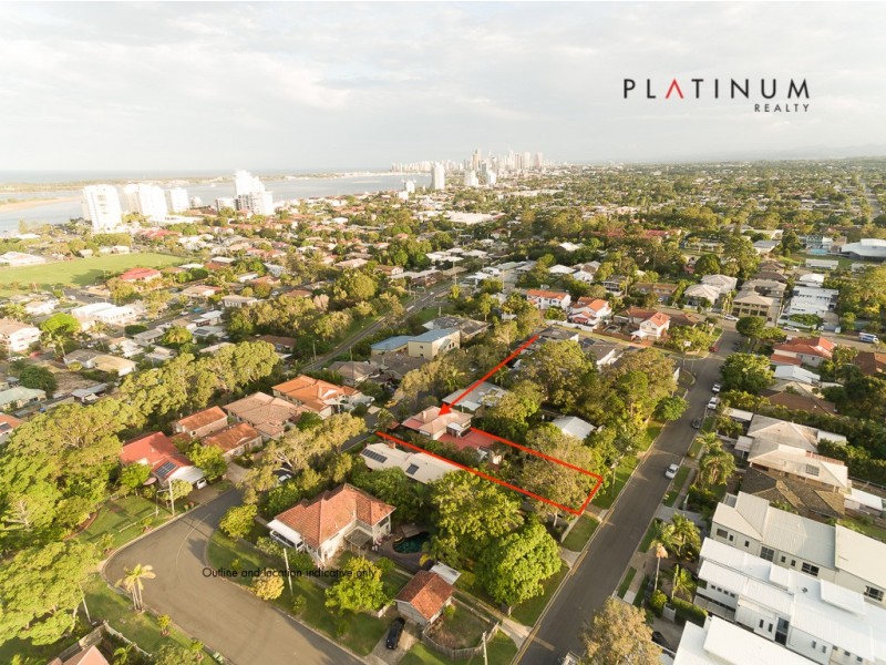 10 Hilltop Street, Labrador QLD 4215