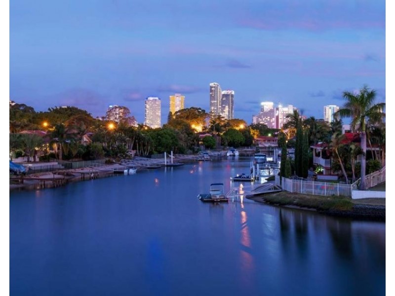 Broadbeach Waters QLD 4218