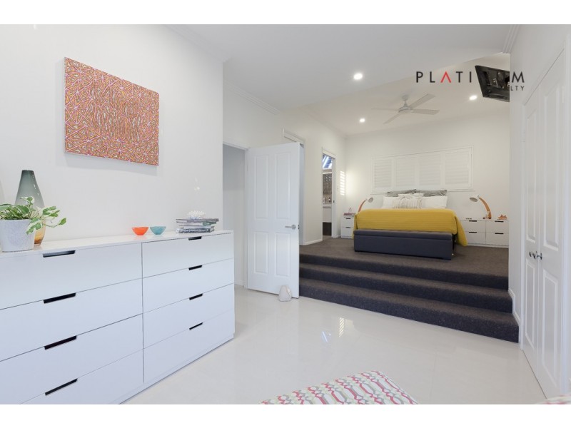 1/87 Albatross Avenue, Mermaid Beach QLD 4218