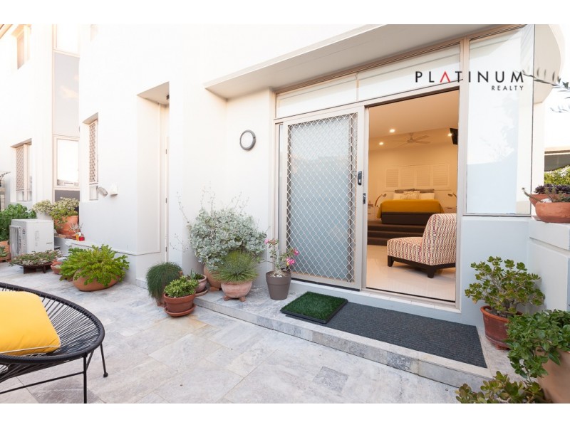 1/87 Albatross Avenue, Mermaid Beach QLD 4218