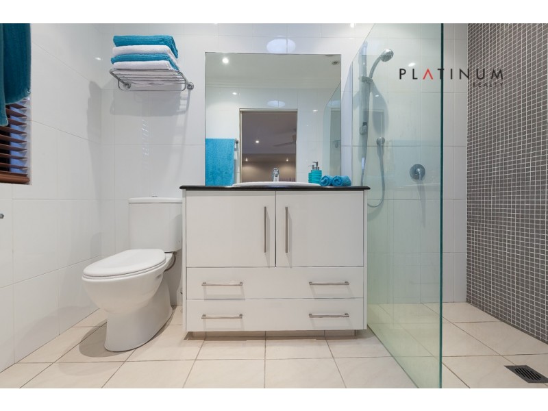 Broadbeach Waters QLD 4218