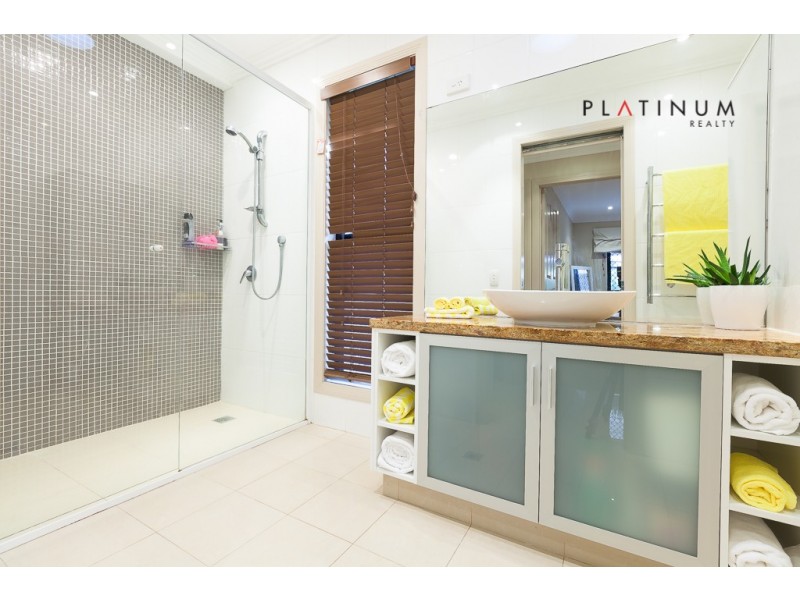 Broadbeach Waters QLD 4218