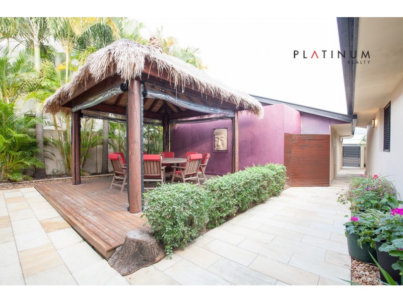 Broadbeach Waters QLD 4218