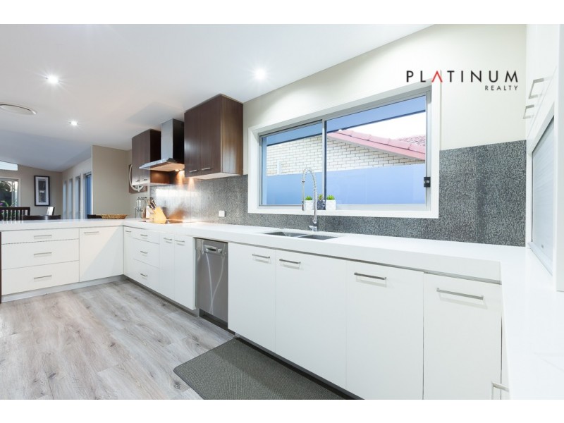 Broadbeach Waters QLD 4218