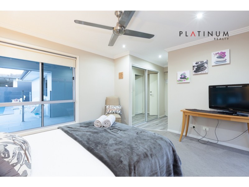 Broadbeach Waters QLD 4218