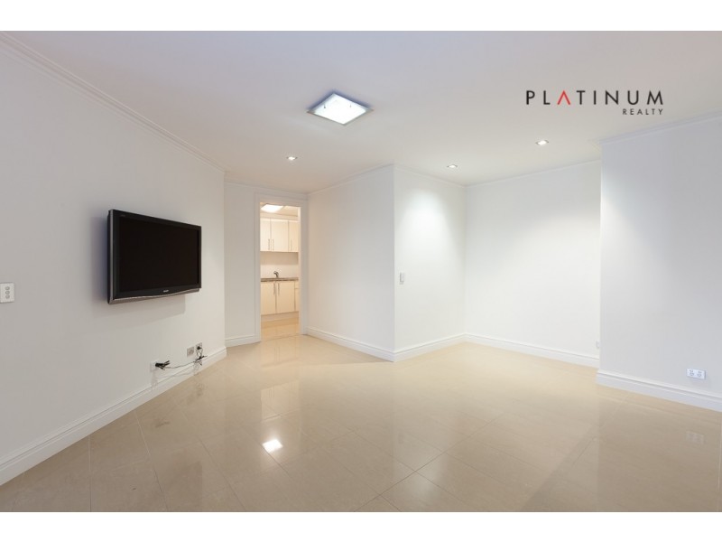 Carrara QLD 4211