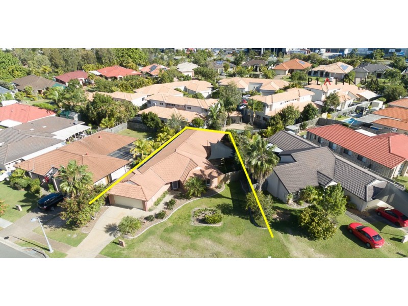 13 Laurel Oak Drive, Robina QLD 4226
