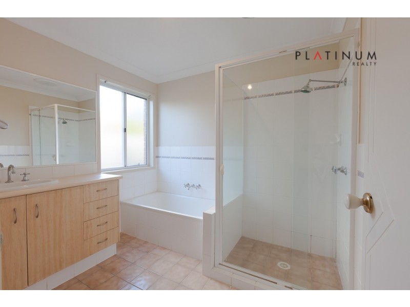 13 Laurel Oak Drive, Robina QLD 4226