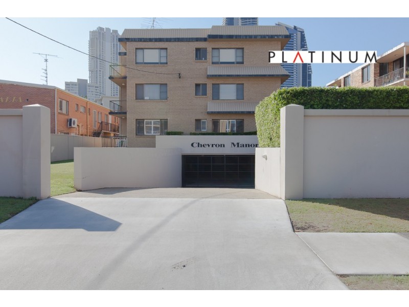 @13 Stanhill Drive, Chevron Island QLD 4217