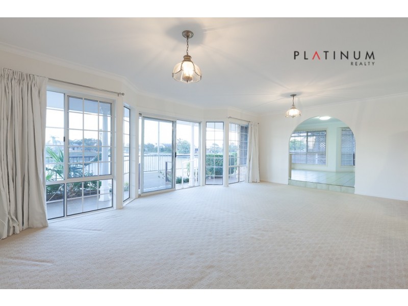 Broadbeach Waters QLD 4218