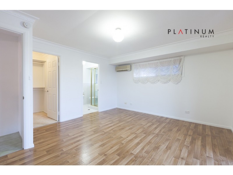 Broadbeach Waters QLD 4218