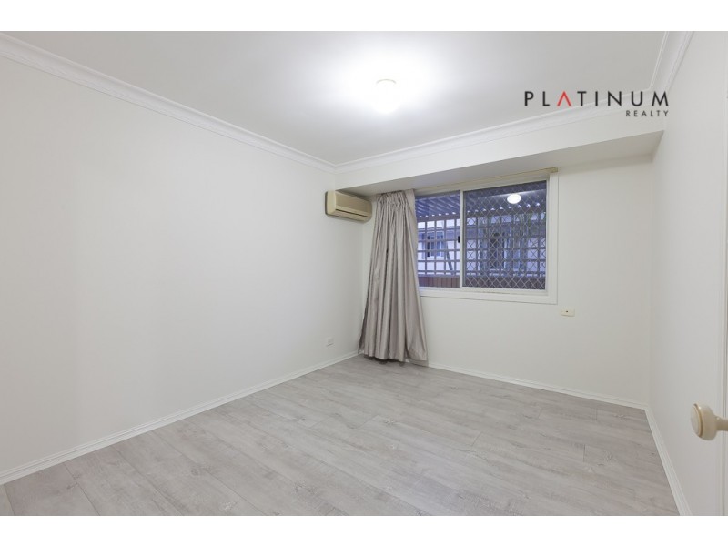 Broadbeach Waters QLD 4218