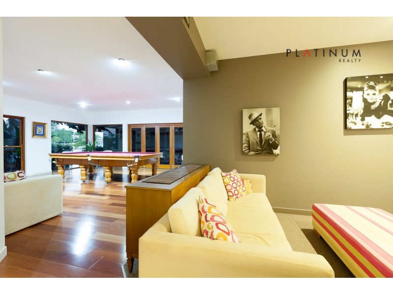 Broadbeach Waters QLD 4218