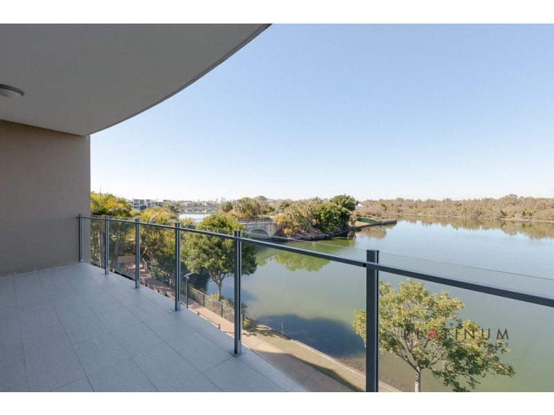 Carrara QLD 4211
