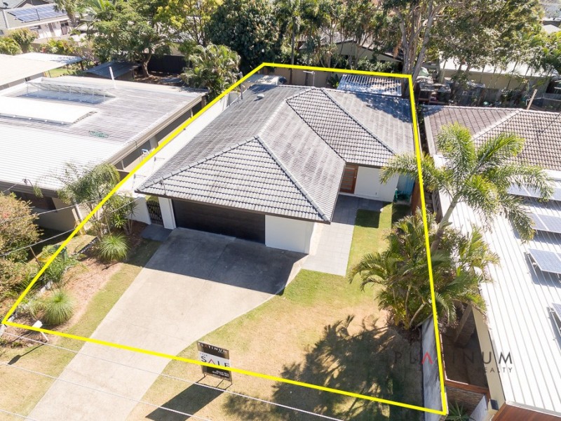 11 Allawah Street, Bundall QLD 4217