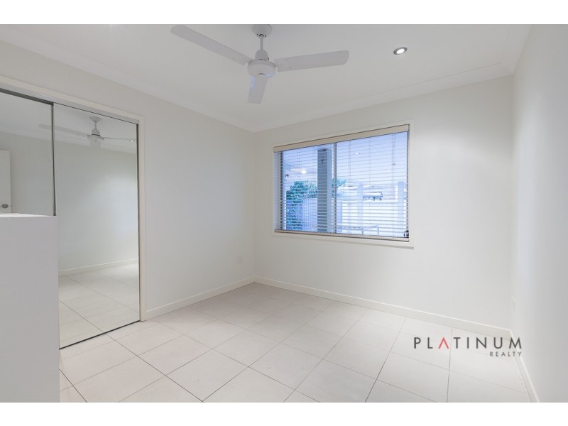 Broadbeach Waters QLD 4218
