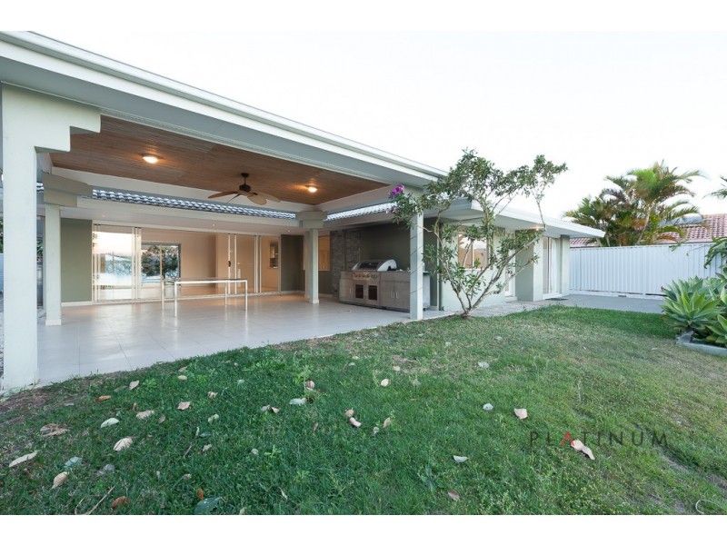 Broadbeach Waters QLD 4218