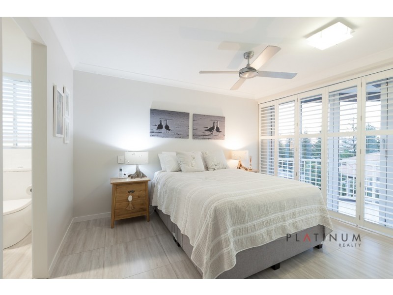 15/158 Hedges Avenue, Mermaid Beach QLD 4218