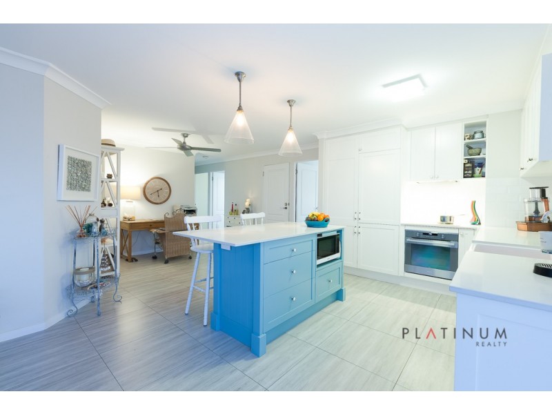 15/158 Hedges Avenue, Mermaid Beach QLD 4218