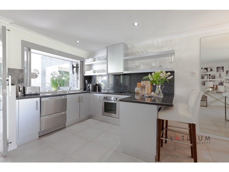 Broadbeach Waters QLD 4218