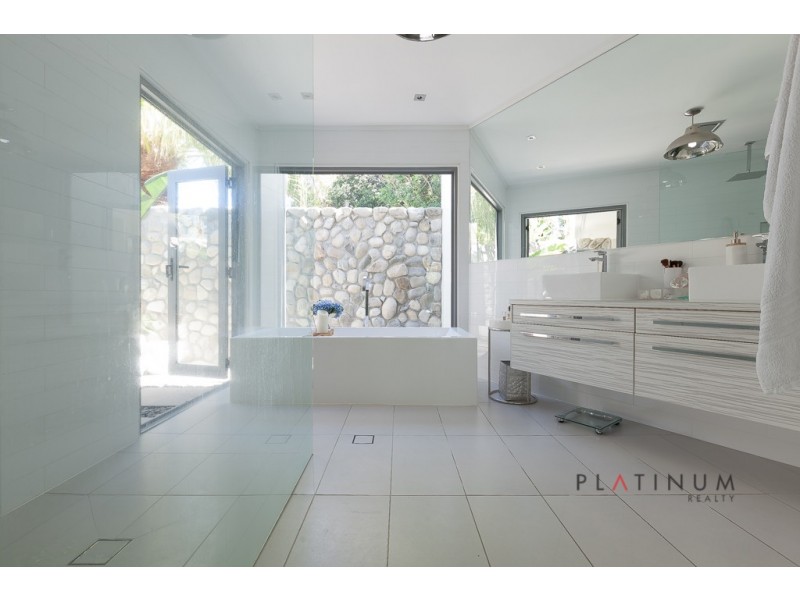 Broadbeach Waters QLD 4218