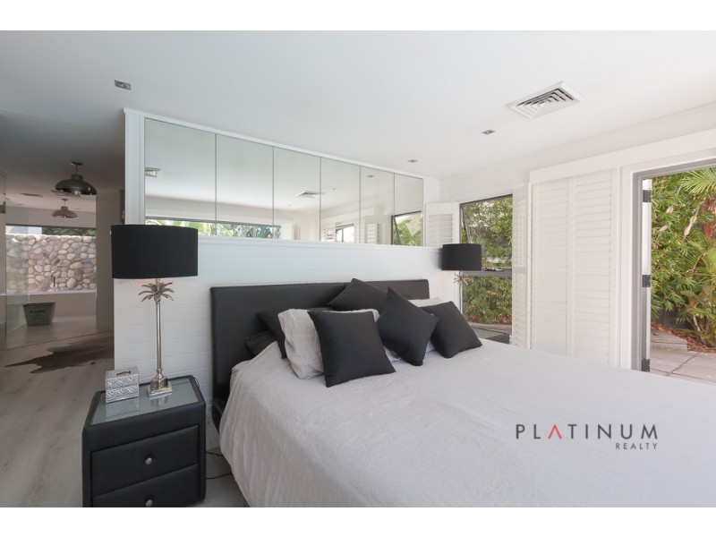 Broadbeach Waters QLD 4218