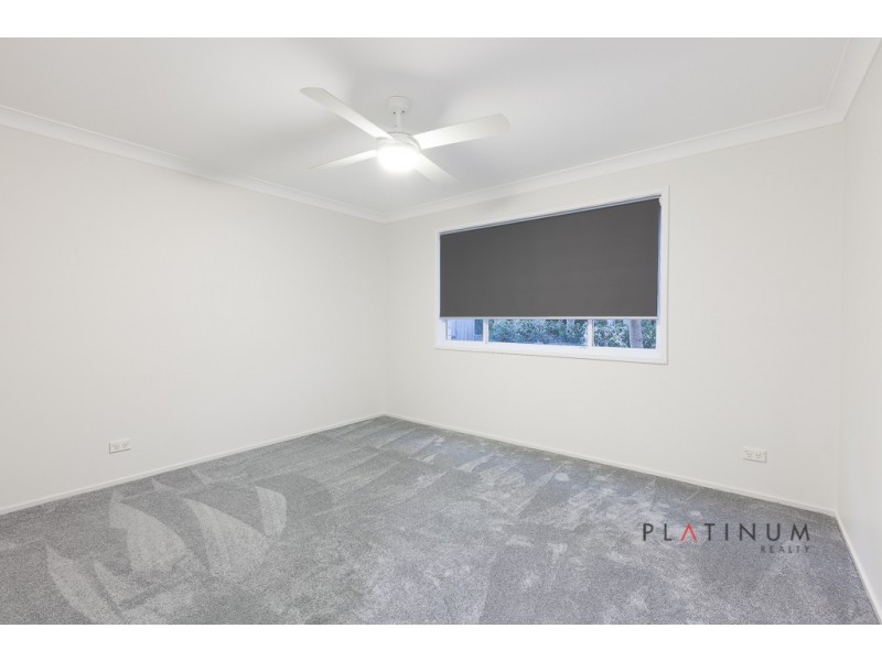 141 Santa Cruz Boulevard, Clear Island Waters QLD 4226