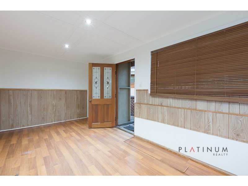 15 Moorilla Place, Broadbeach Waters QLD 4218