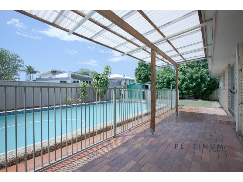 Broadbeach Waters QLD 4218