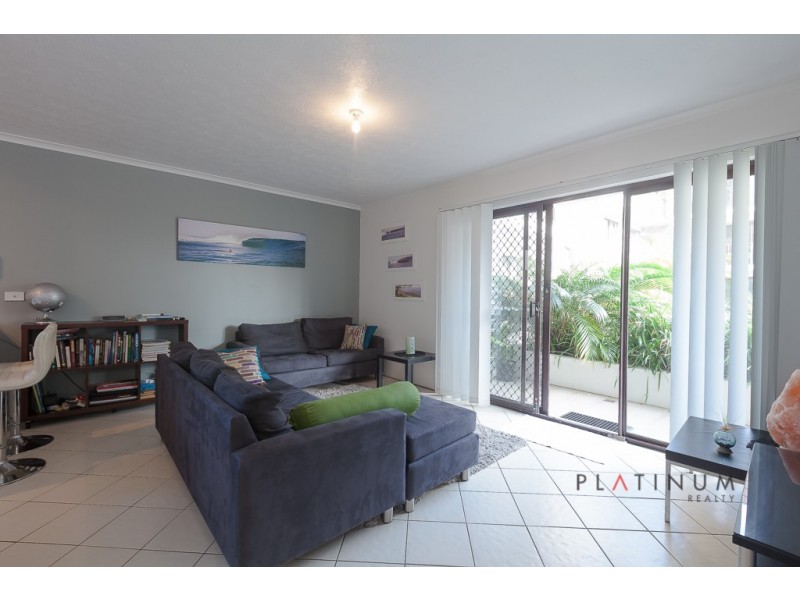 2/2269-2271 Gold Coast Highway, Mermaid Beach QLD 4218