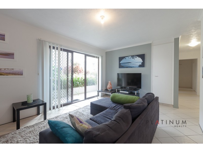 2/2269-2271 Gold Coast Highway, Mermaid Beach QLD 4218