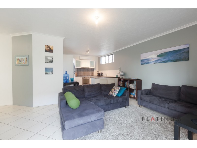 2/2269-2271 Gold Coast Highway, Mermaid Beach QLD 4218