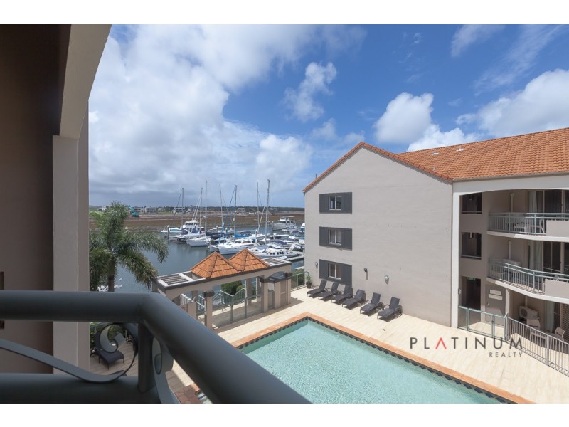 Hope Island QLD 4212