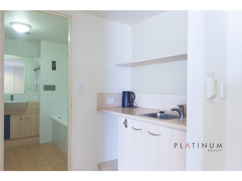 Hope Island QLD 4212