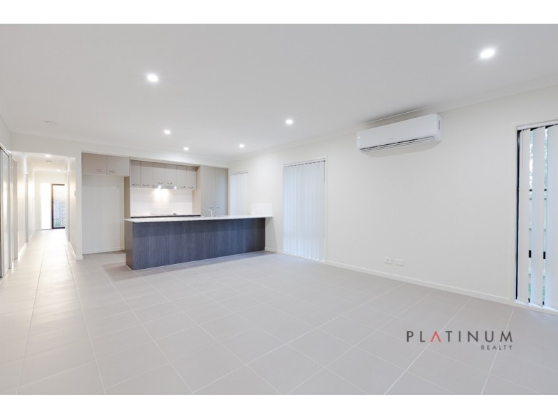 5 Perry Place, Coomera QLD 4209