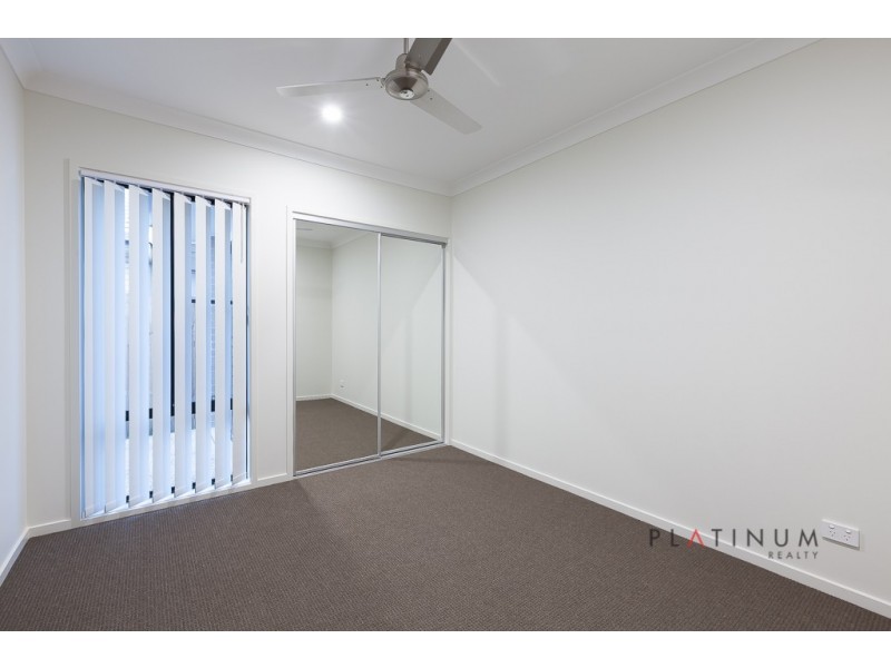 5 Perry Place, Coomera QLD 4209