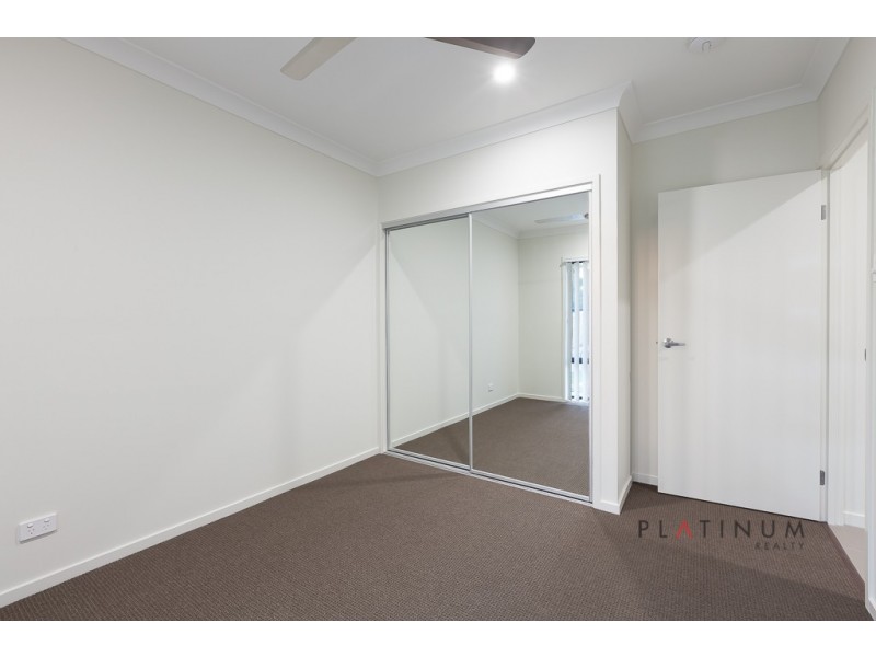 5 Perry Place, Coomera QLD 4209