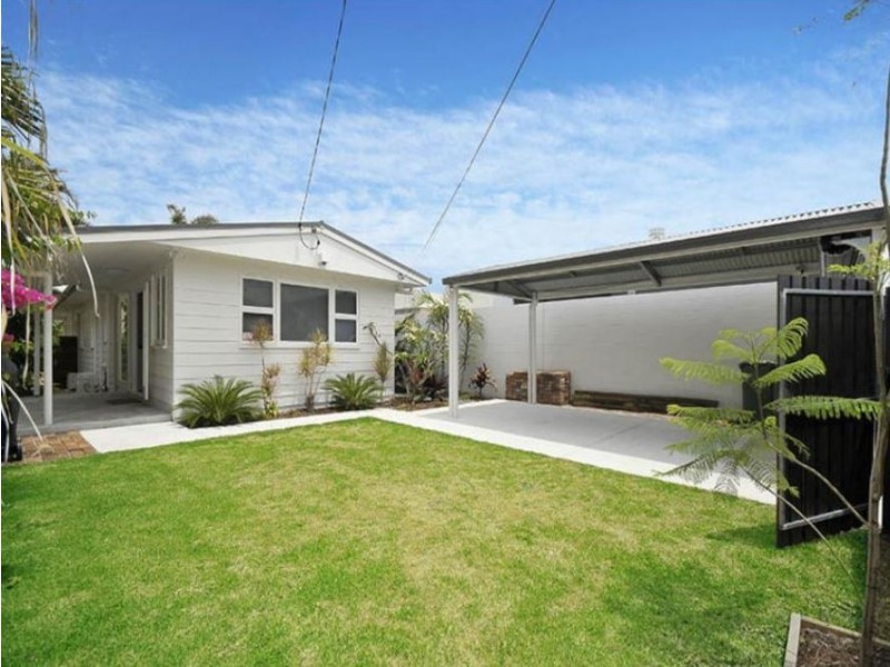 46 Sunbrite Avenue, Mermaid Beach QLD 4218