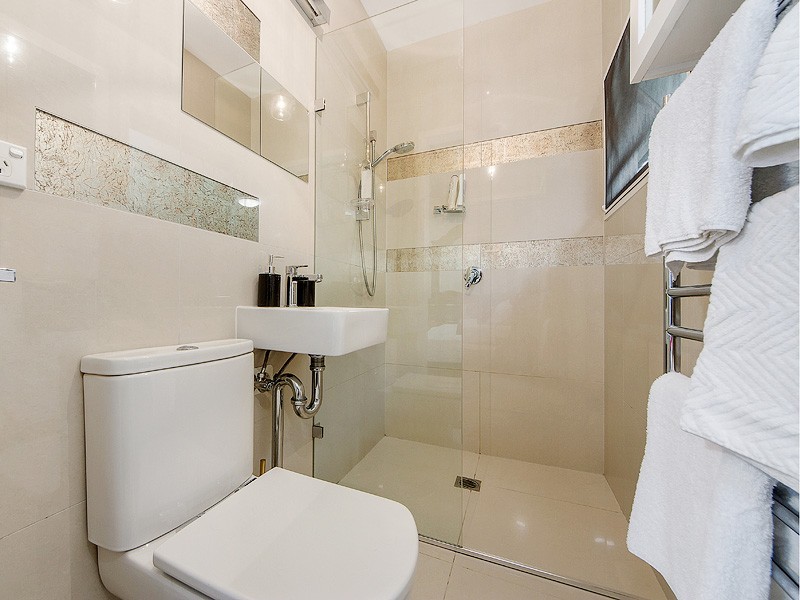 46 Sunbrite Avenue, Mermaid Beach QLD 4218