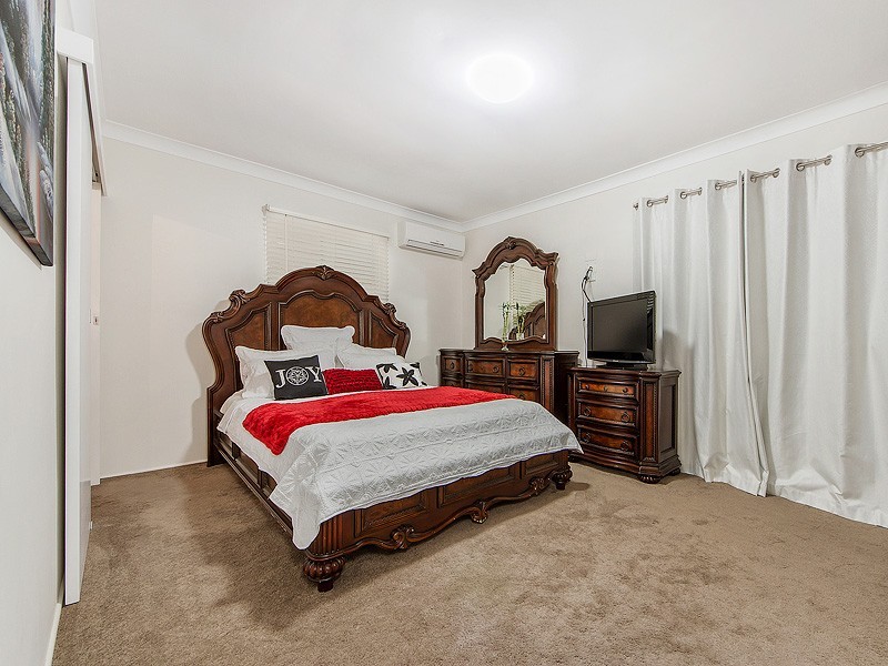 46 Sunbrite Avenue, Mermaid Beach QLD 4218