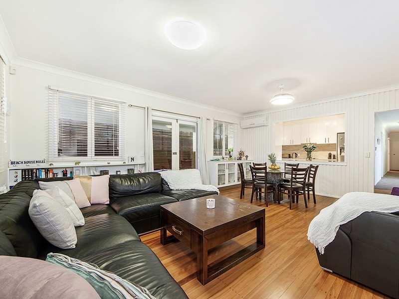 46 Sunbrite Avenue, Mermaid Beach QLD 4218