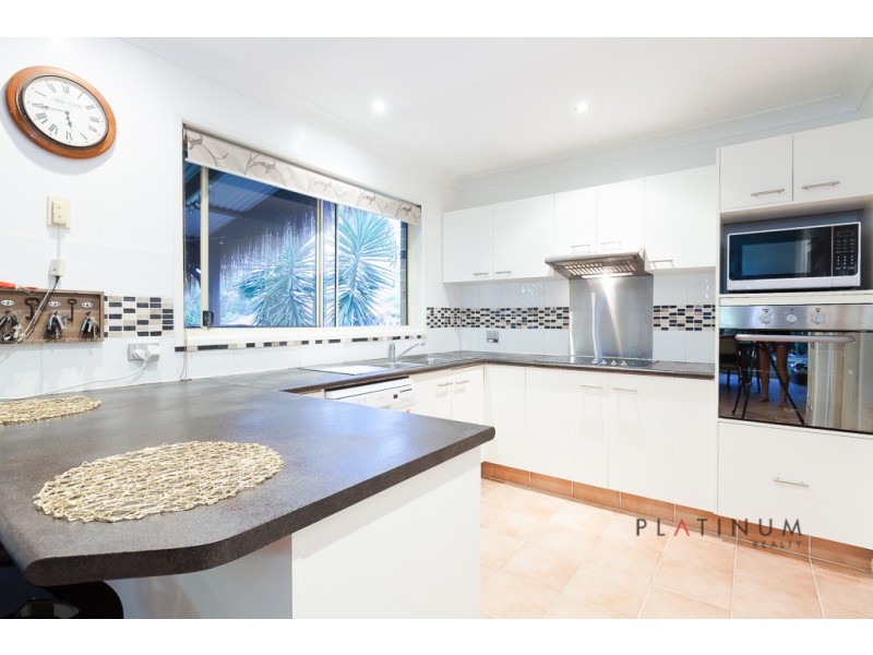 5 Breeana Court, Mudgeeraba QLD 4213