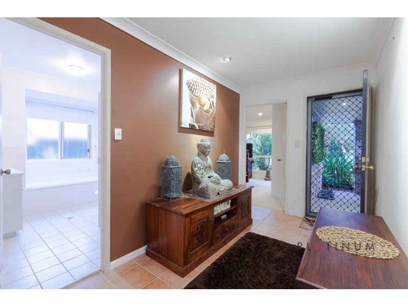 5 Breeana Court, Mudgeeraba QLD 4213