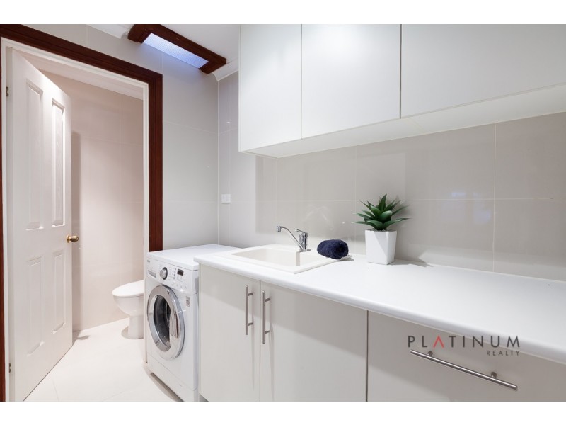 62 Dolphin Avenue, Mermaid Beach QLD 4218