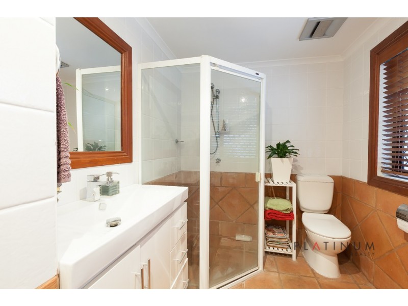 62 Dolphin Avenue, Mermaid Beach QLD 4218