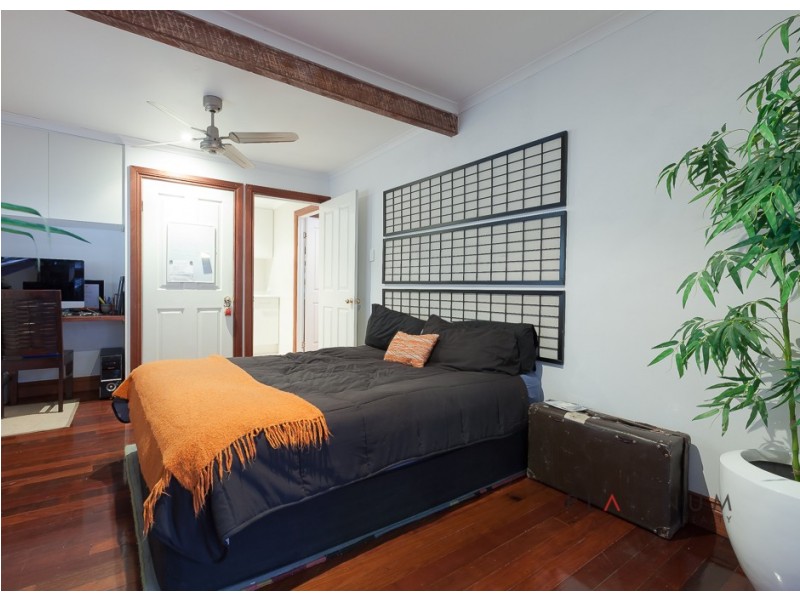 62 Dolphin Avenue, Mermaid Beach QLD 4218