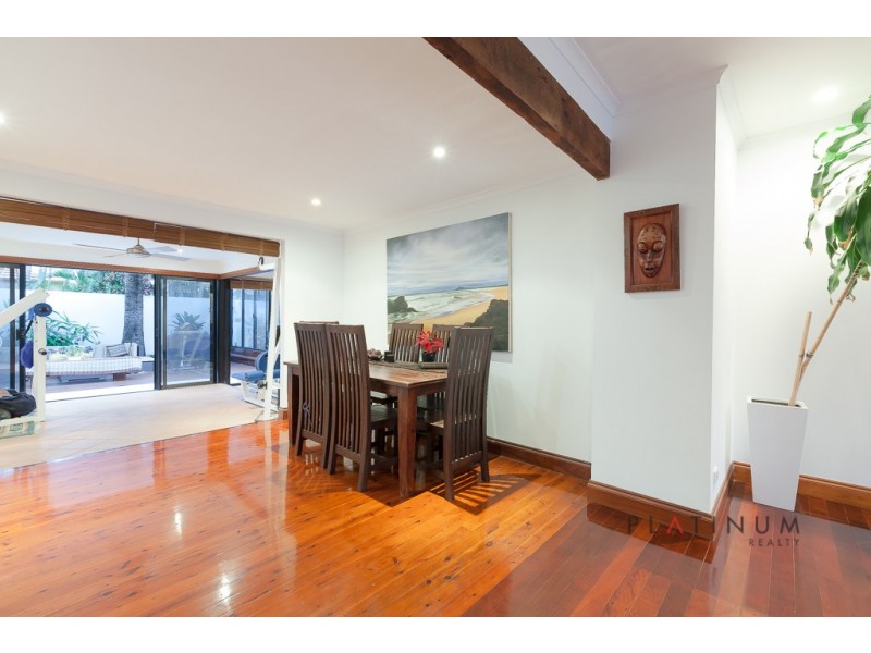 62 Dolphin Avenue, Mermaid Beach QLD 4218