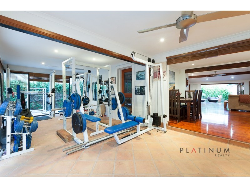 62 Dolphin Avenue, Mermaid Beach QLD 4218